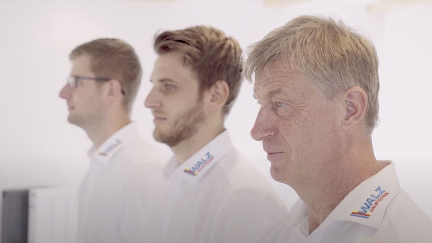 Familie Walz in Arbeitskleidung